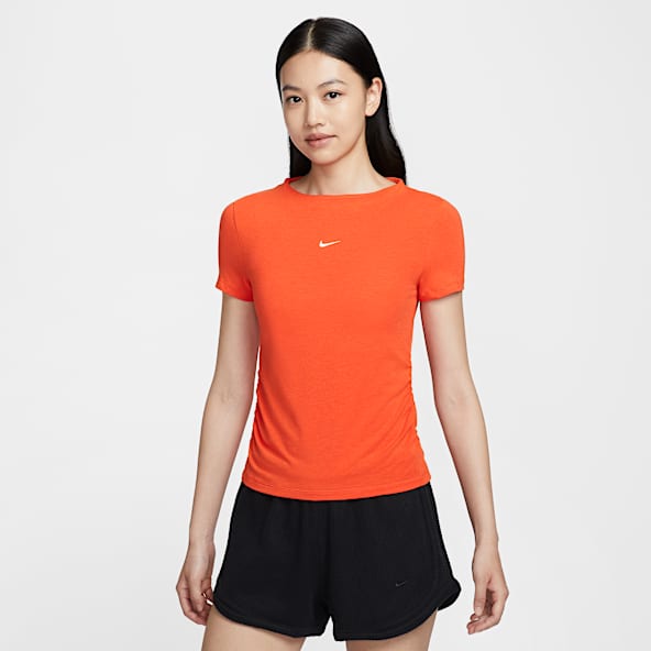 売れ筋商品|||ナイキ Tシャツ レディース トップス Basic T-shirt - picante red ナイキ レディース Tシャツ トップス Basic T-shirt - picante